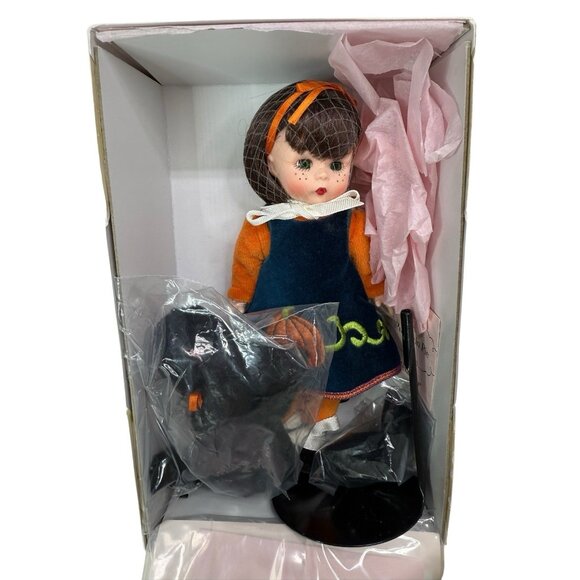 LE /75 NIB Madame Alexander PUMPKIN PIE Doll Pancner Brown
